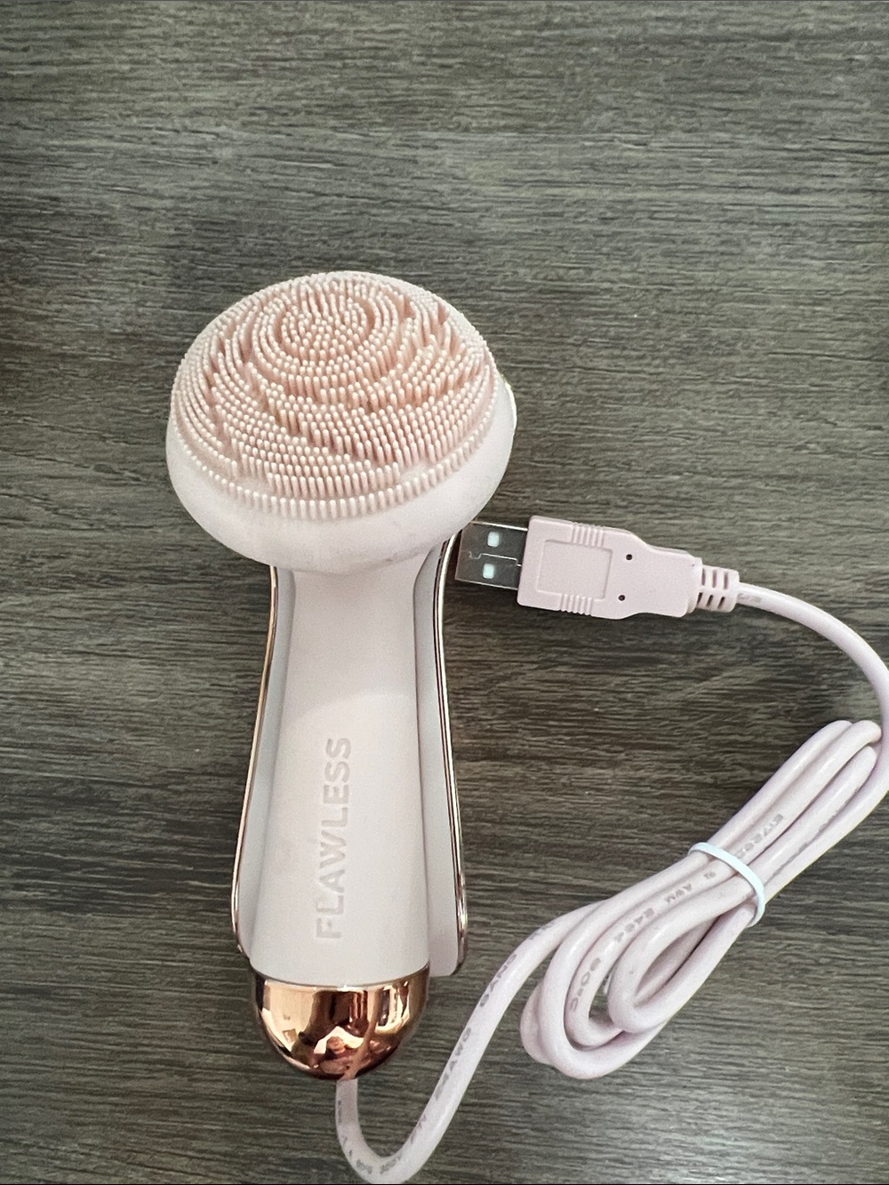 Flawless Pink Rechargeable Facial Cleansing Brush